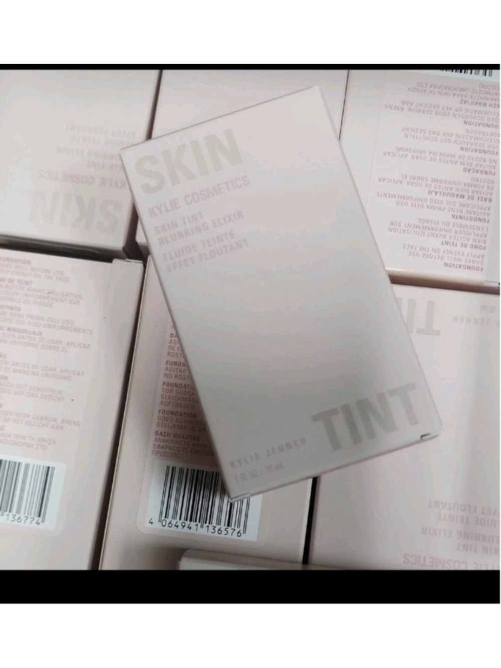 Kylie Cosmetics Skin Tint Blurring Elixir Foundation 1N Fair Neutral 1 oz
